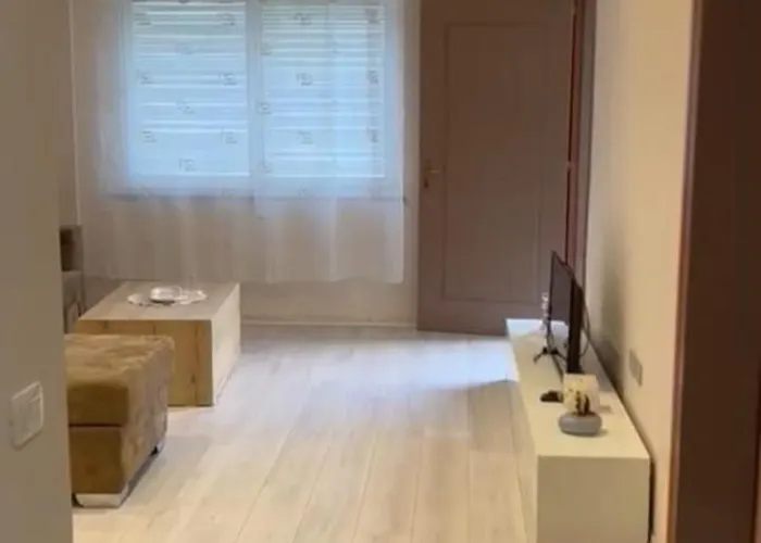 Lungomare Apartamento *